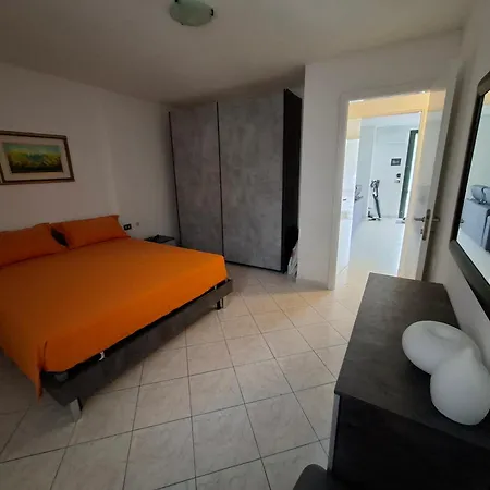 Lucrezia * 산 지우세페